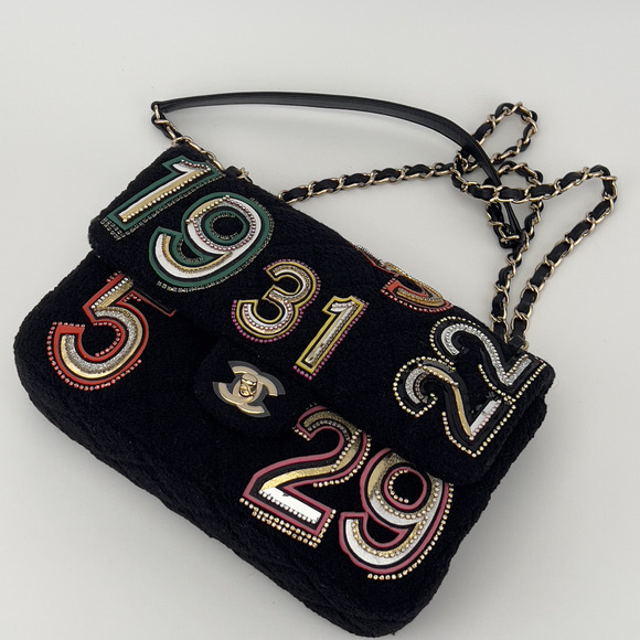 Chanel embroidered nunber tweed double flap bag - Picture 8 of 9